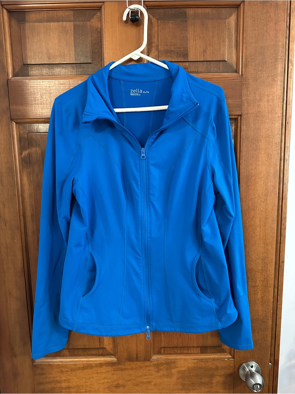 Zella Bright Blue Full Zip Workout Jacket NWOT Stretch Athletic Active Zip Up XL - Picture 2 of 9